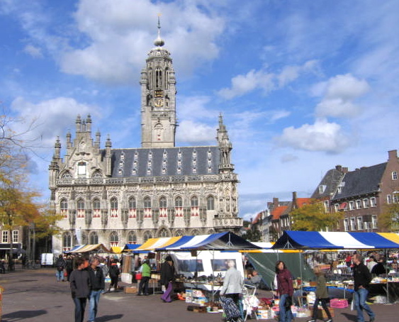 Middelburg Town Hall, 15th century facade