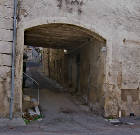 Flavigny gate