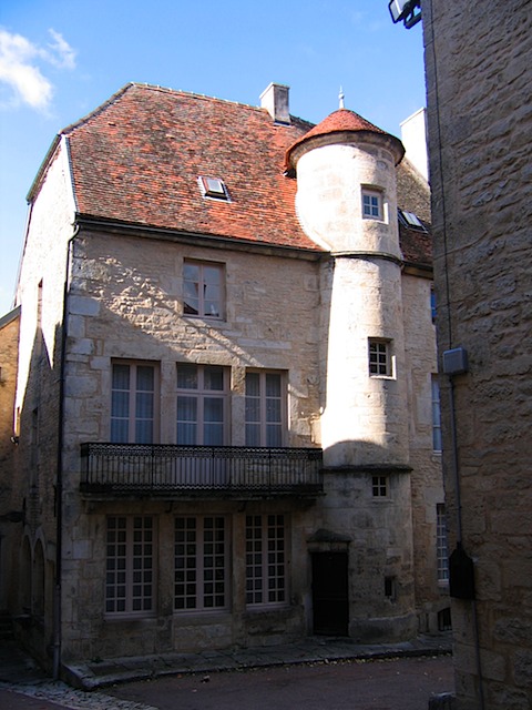 Flavigny home