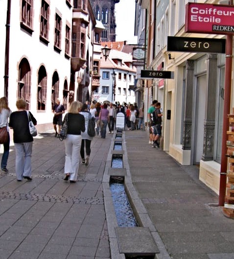 Freiburg pedestrian street invites lawsuits